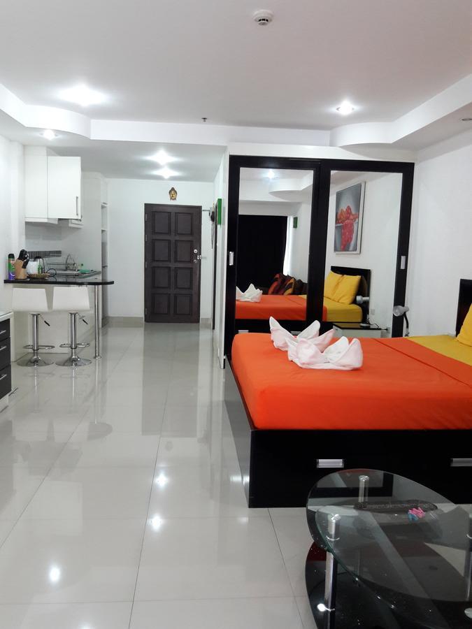 View Talay 6 Suite Apartments Pattaya Exterior photo